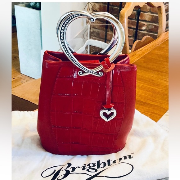 GORGEOUS BRIGHTON DEEP RED PETITE BUCKET PURSE/HAND BAG - Picture 2 of 8